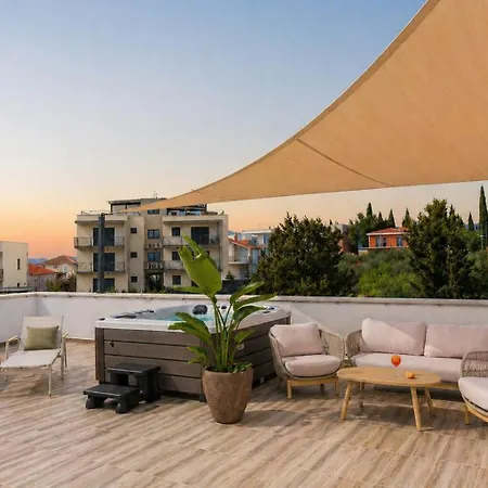 Rooftop Mare Vista Trogir